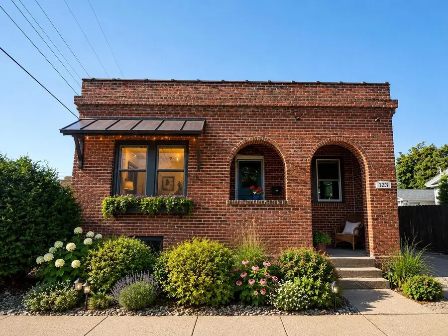 123 Hamilton STREET W, West Salem, WI 54669 - #2