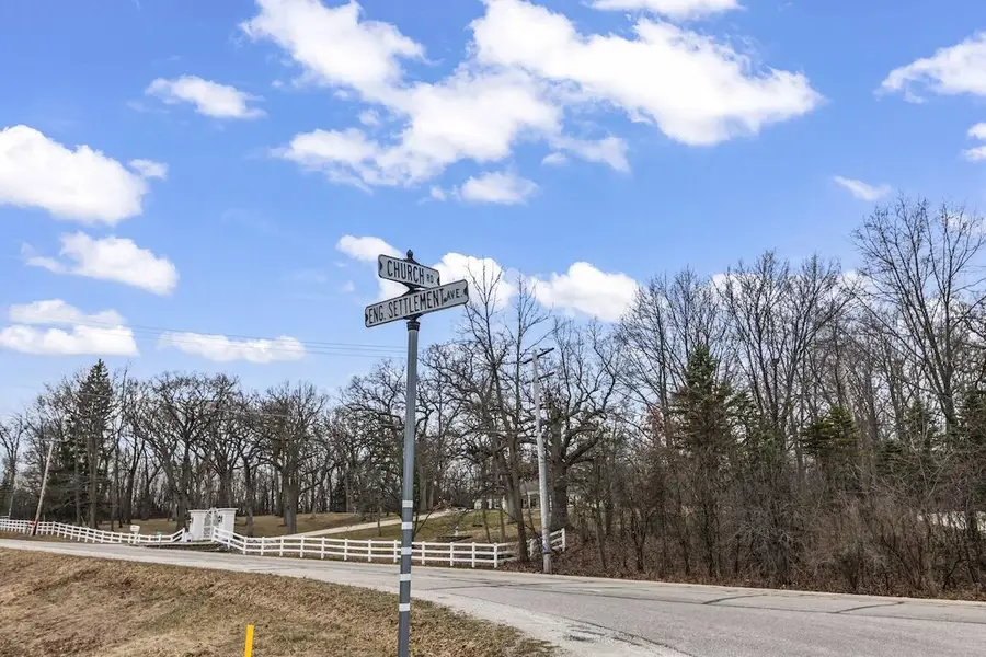 Lt0 S ENGLISH SETTLEMENT AVENUE, Burlington, WI 53105 - #3