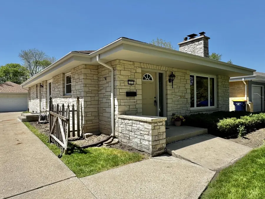 1231 118th STREET, West Allis, WI 53214 - #2