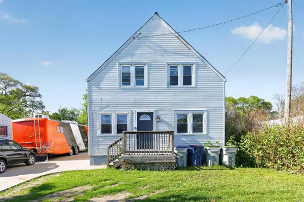 5622 W Mill ROAD, Milwaukee, WI 53218