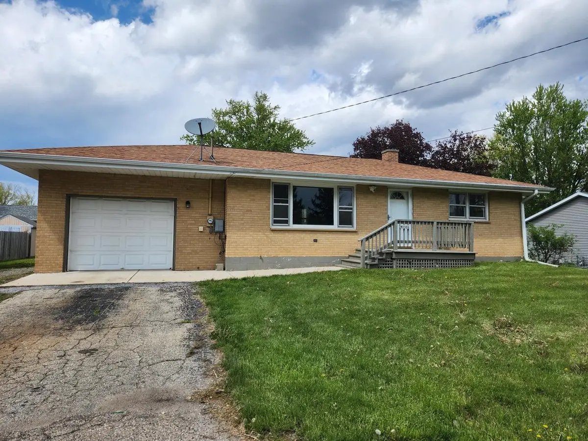 W1326 HoneySuckle ROAD, Genoa City, WI 53128 - #1
