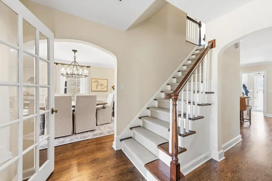 4635 N Wildwood AVENUE, Whitefish Bay, WI 53211 - #2
