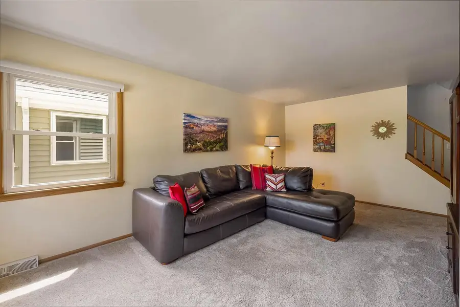 3671 E Whittaker AVENUE, Cudahy, WI 53110 - #2