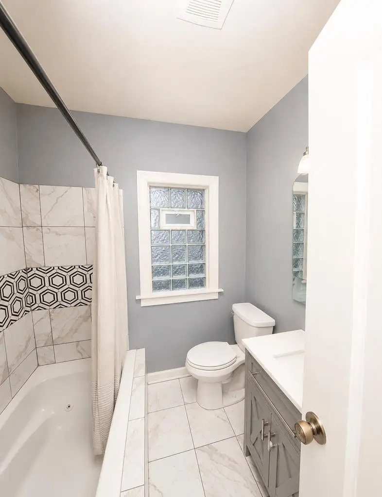 2845 N 57th STREET, Milwaukee, WI 53210 - #1