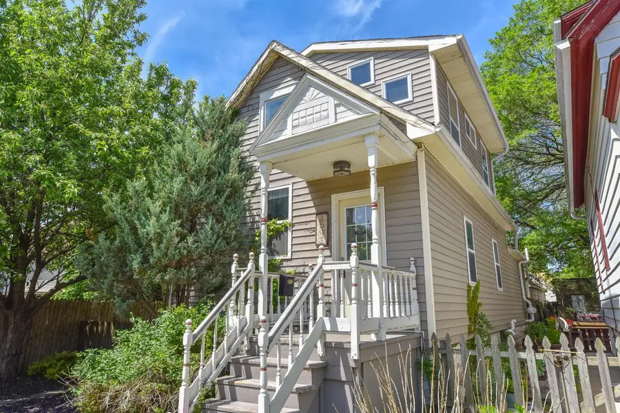 2543 N Gordon PLACE, Milwaukee, WI 53212 - #2
