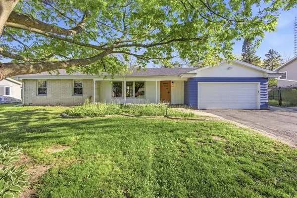 4915 Twin Elms DRIVE, Racine, WI 53406