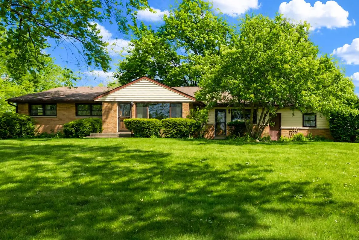 4795 S Brookdale DRIVE, Greenfield, WI 53228 - #1
