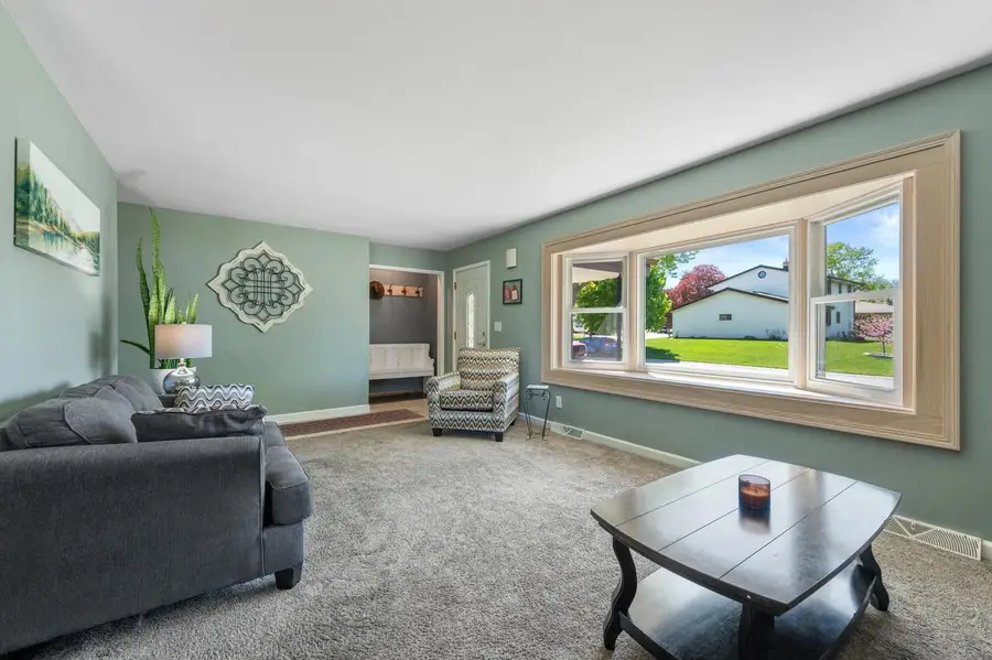 5358 Mulberry DRIVE, Greendale, WI 53129 - #3