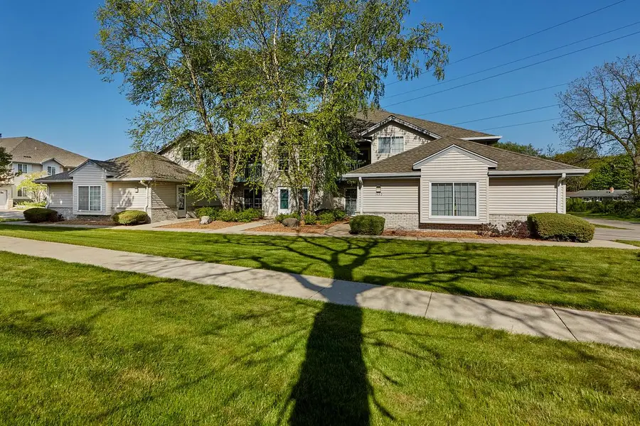 1035 Guthrie ROAD #1, Waukesha, WI 53186 - #2