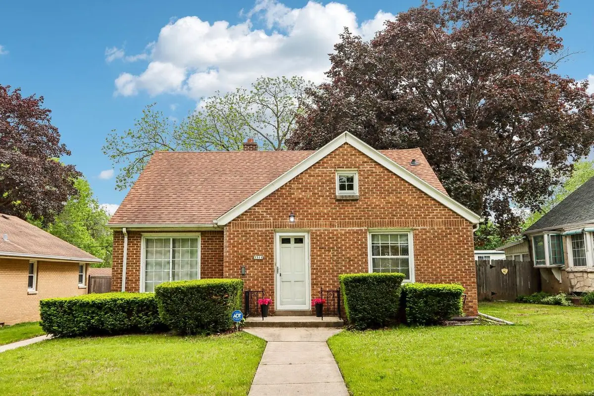 3311 N 82nd STREET, Milwaukee, WI 53222 - #1