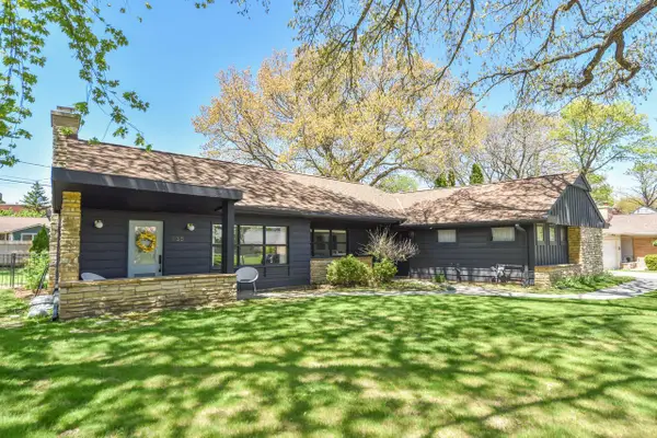 935 N 75th STREET, Wauwatosa, WI 53213