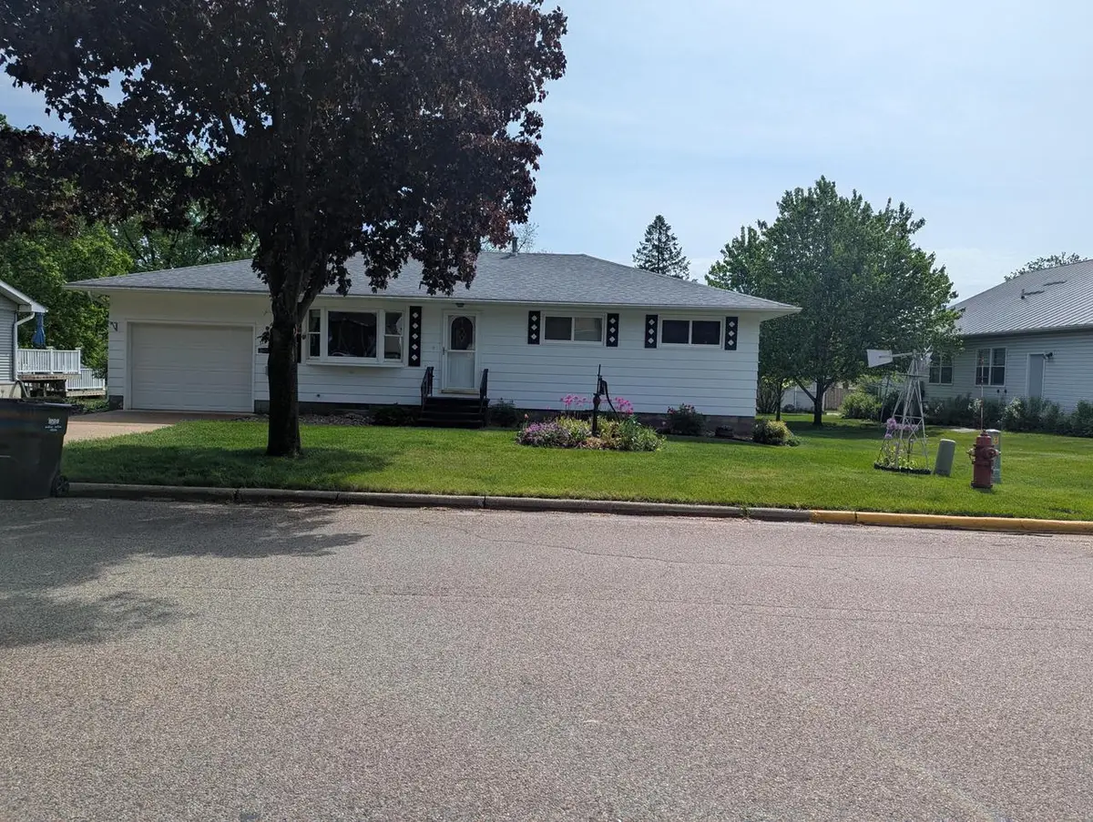 119 S Thayer AVENUE, Sparta, WI 54656 - #1