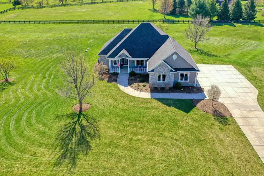 W329S8470 S Oak Tree DRIVE, Mukwonago, WI 53149 - #3