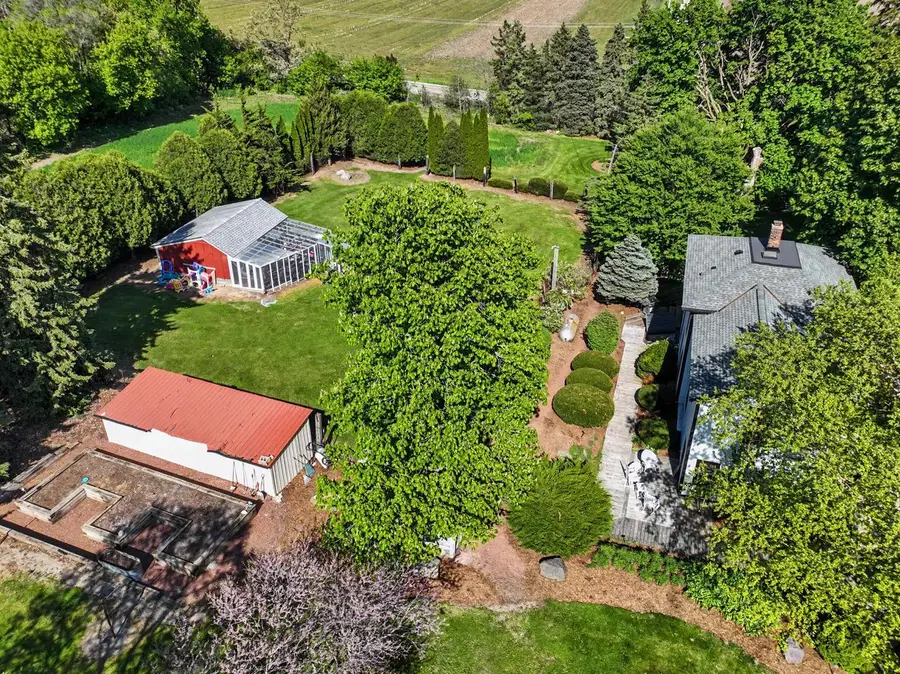 7734 Marsh ROAD, Waterford, WI 53185 - #2
