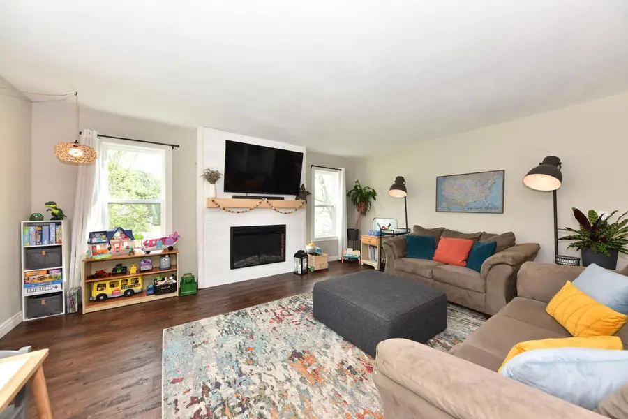 W163N10464 Ridgeview LANE, Germantown, WI 53022 - #3