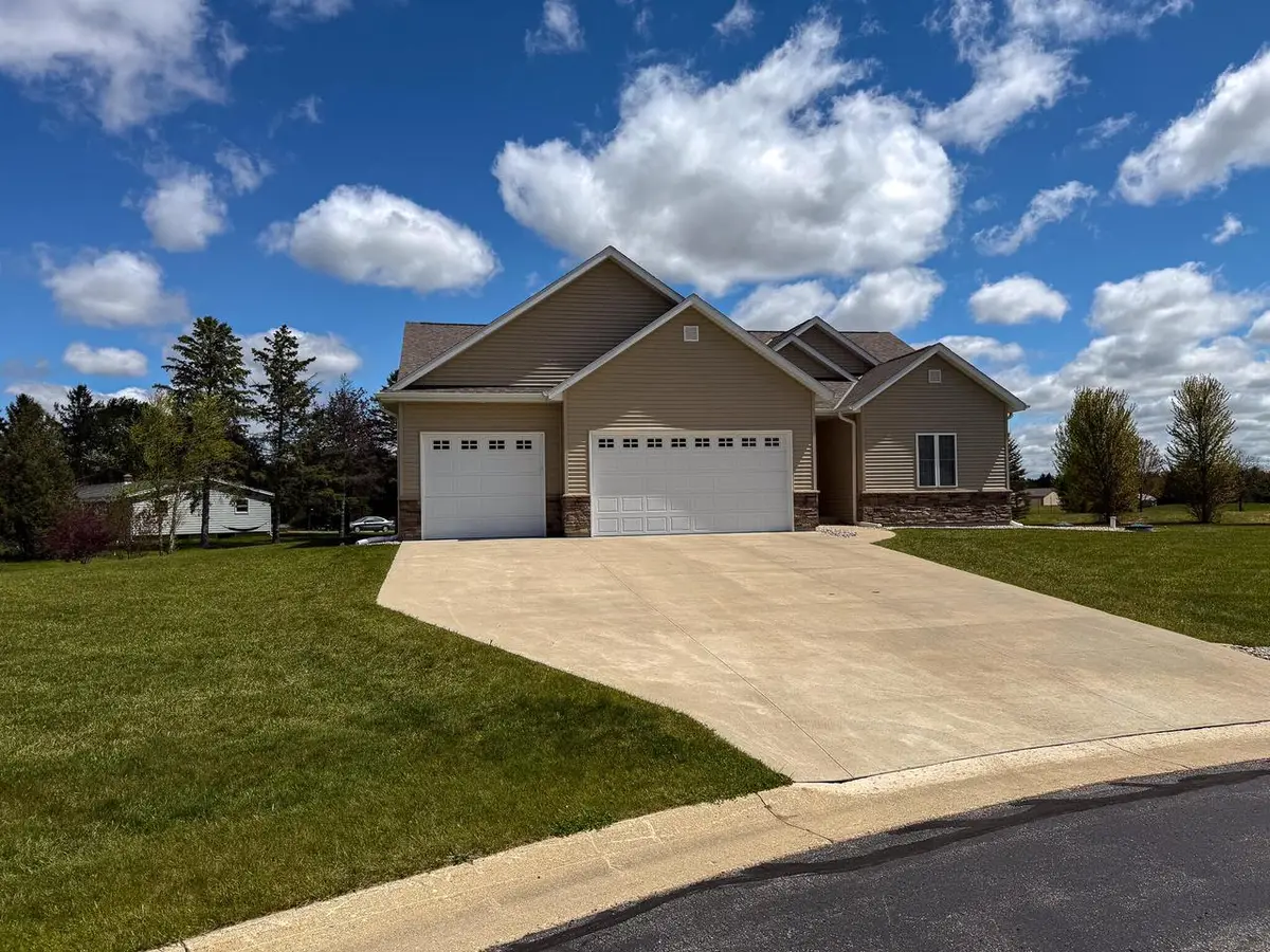 6960 Barney COURT, West Bend, WI 53090 - #1