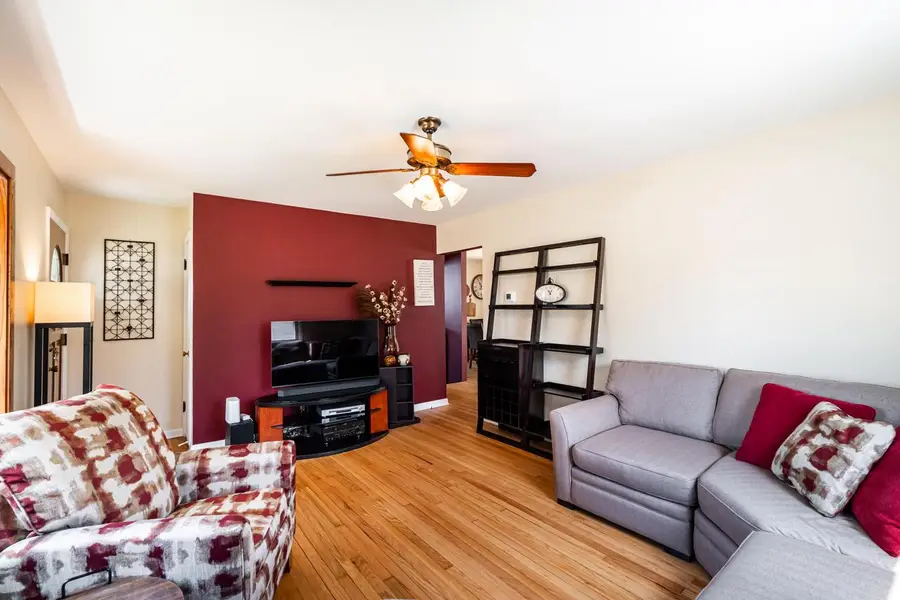 608 Williams AVENUE, South Milwaukee, WI 53172 - #3
