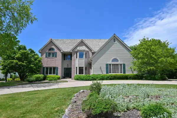 4665 Hastings DRIVE, Brookfield, WI 53045