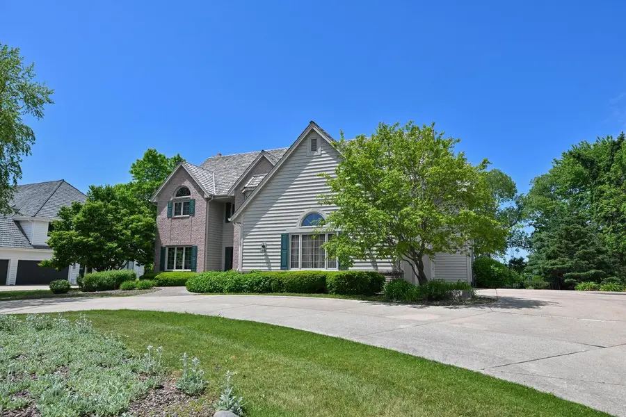 4665 Hastings DRIVE, Brookfield, WI 53045 - #3