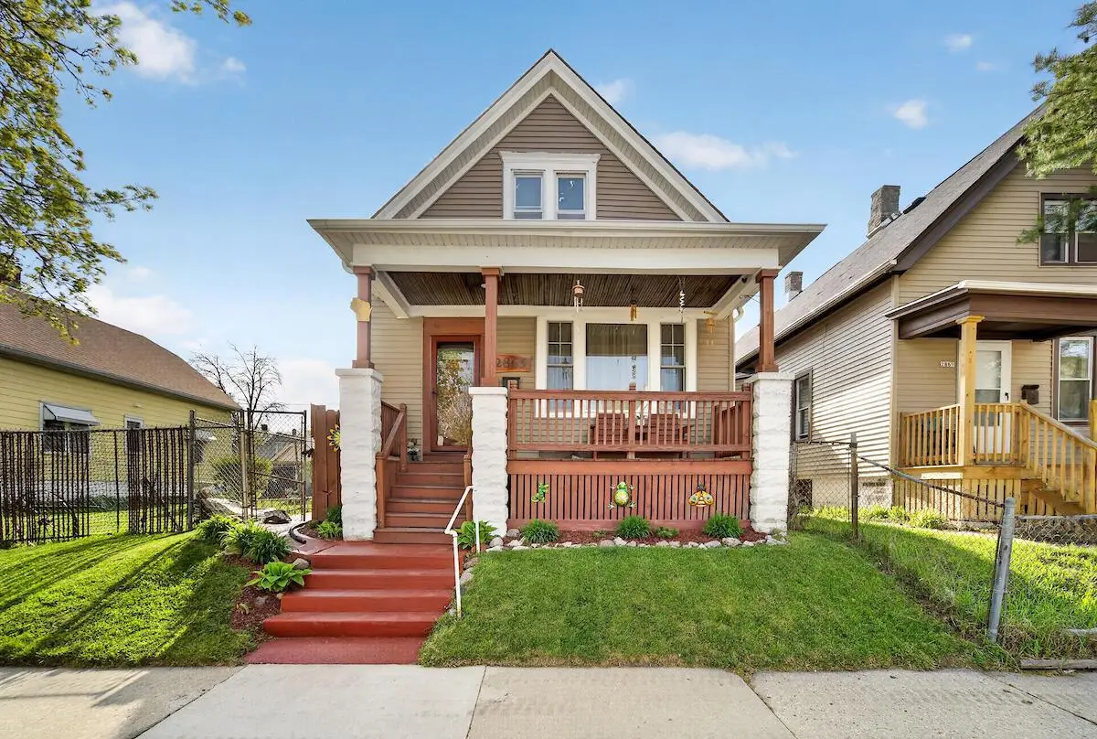 2865 N 17th STREET, Milwaukee, WI 53206 - #1