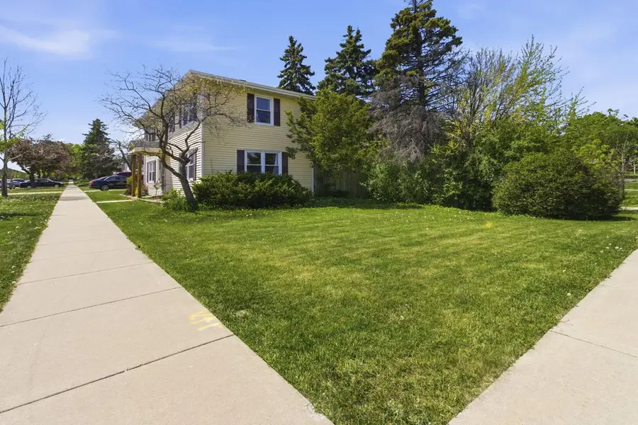 2675 N 113th STREET, Wauwatosa, WI 53226 - #2