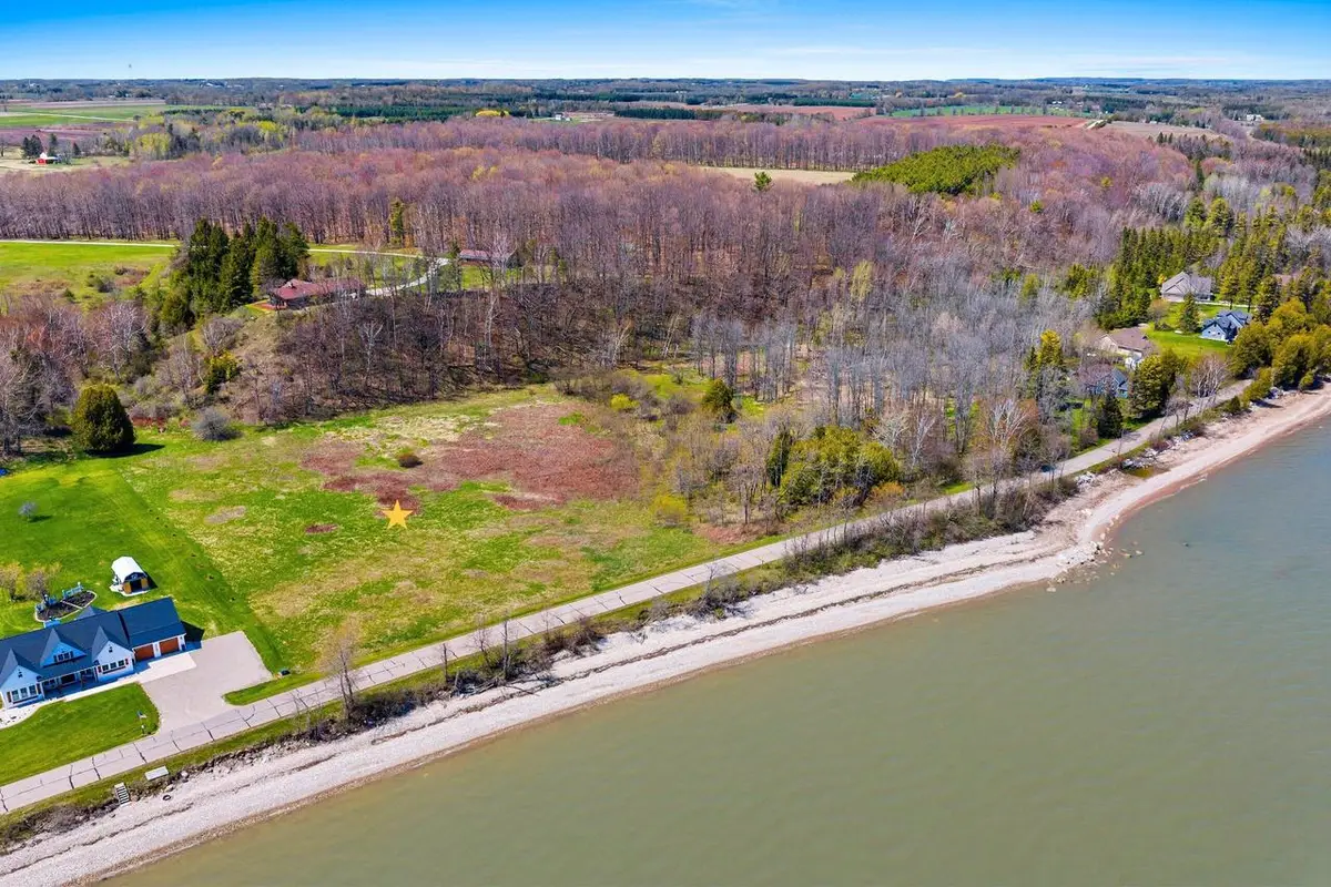 Lt1 S LAKE MICHIGAN DRIVE, Sturgeon Bay, WI 54235 - #1