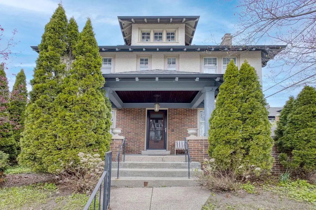 2312 E Linnwood AVENUE, Milwaukee, WI 53211 - #1