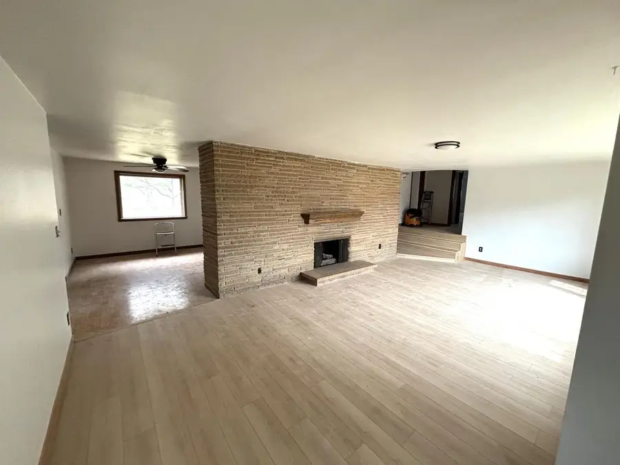 N48W15032 W Lisbon ROAD, Menomonee Falls, WI 53051 - #3