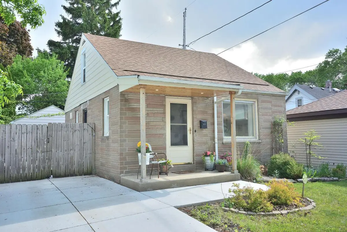 4909 W Galena STREET, Milwaukee, WI 53208 - #1
