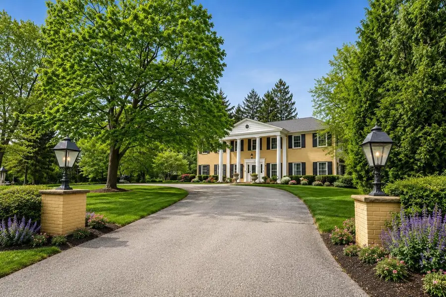 229 W Indian Creek COURT, Fox Point, WI 53217 - #3