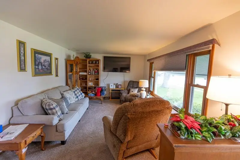3410 S 10th PLACE, Sheboygan, WI 53081 - #3