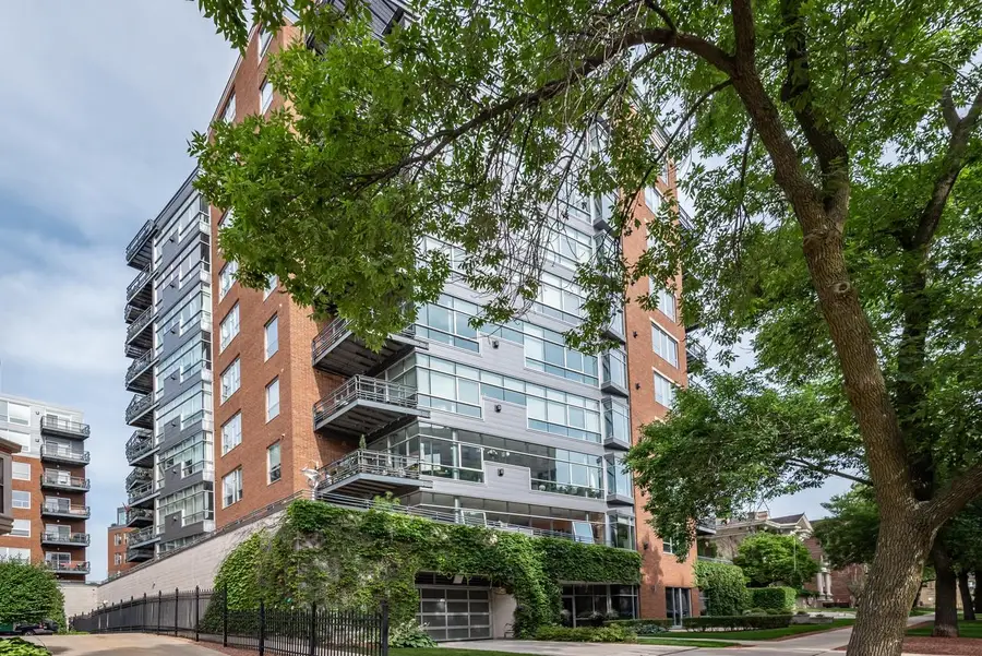 1111 N Marshall STREET #1003, Milwaukee, WI 53202 - #2