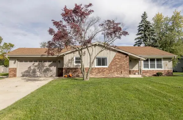 10226 W Steeple View LANE, Franklin, WI 53132