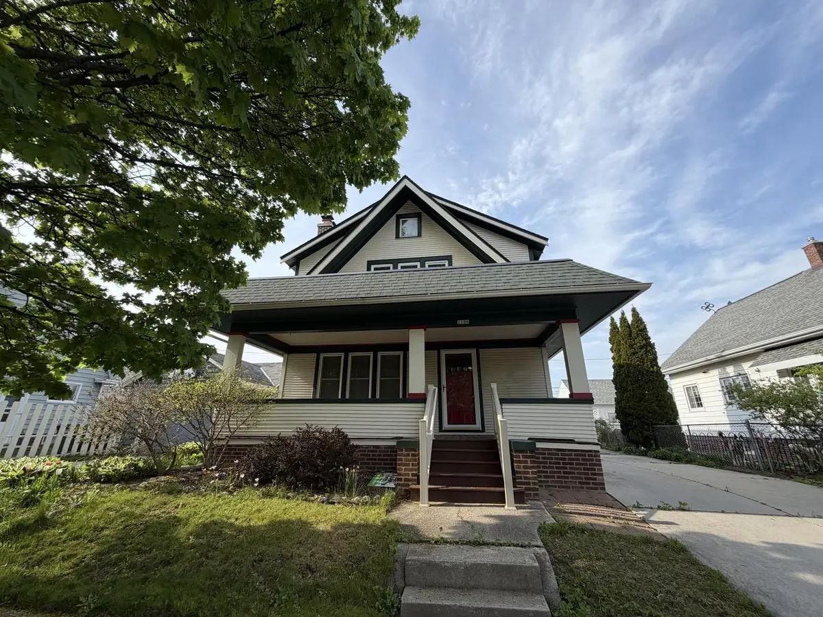 1126 Oakland AVENUE, Sheboygan, WI 53081 - #1