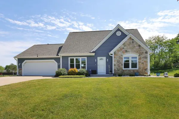 11821 242ND AVENUE, Trevor, WI 53179
