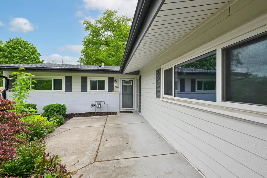 2540 Anita DRIVE, Brookfield, WI 53045 - #2