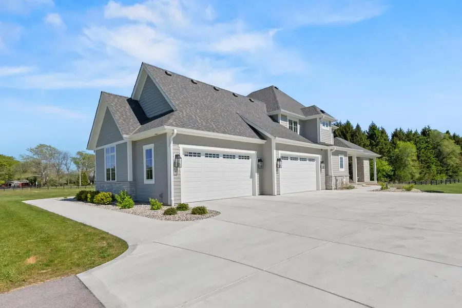 10009 W Farmdale Estates COURT, Mequon, WI 53097 - #3