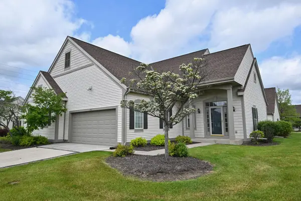 1422 Niagara STREET #204, Waukesha, WI 53186