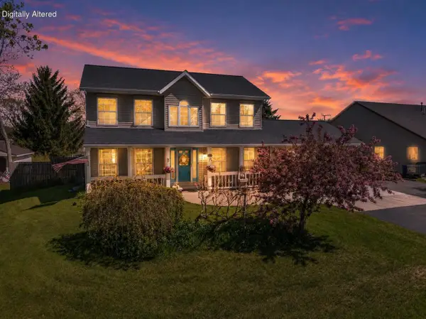 2350 E Sandy Acre ROAD, West Bend, WI 53090