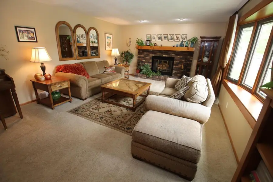 2104 Camelot BOULEVARD, Sheboygan, WI 53081 - #3