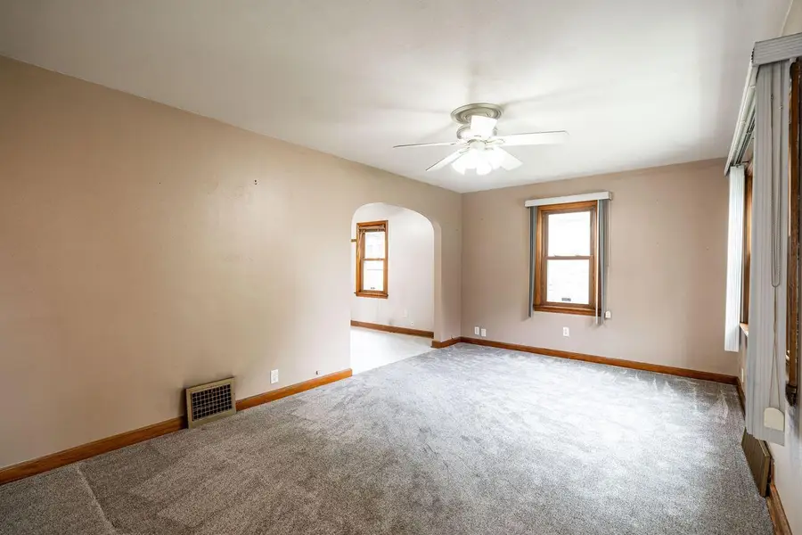 3535 S Pine AVENUE, Milwaukee, WI 53207 - #3