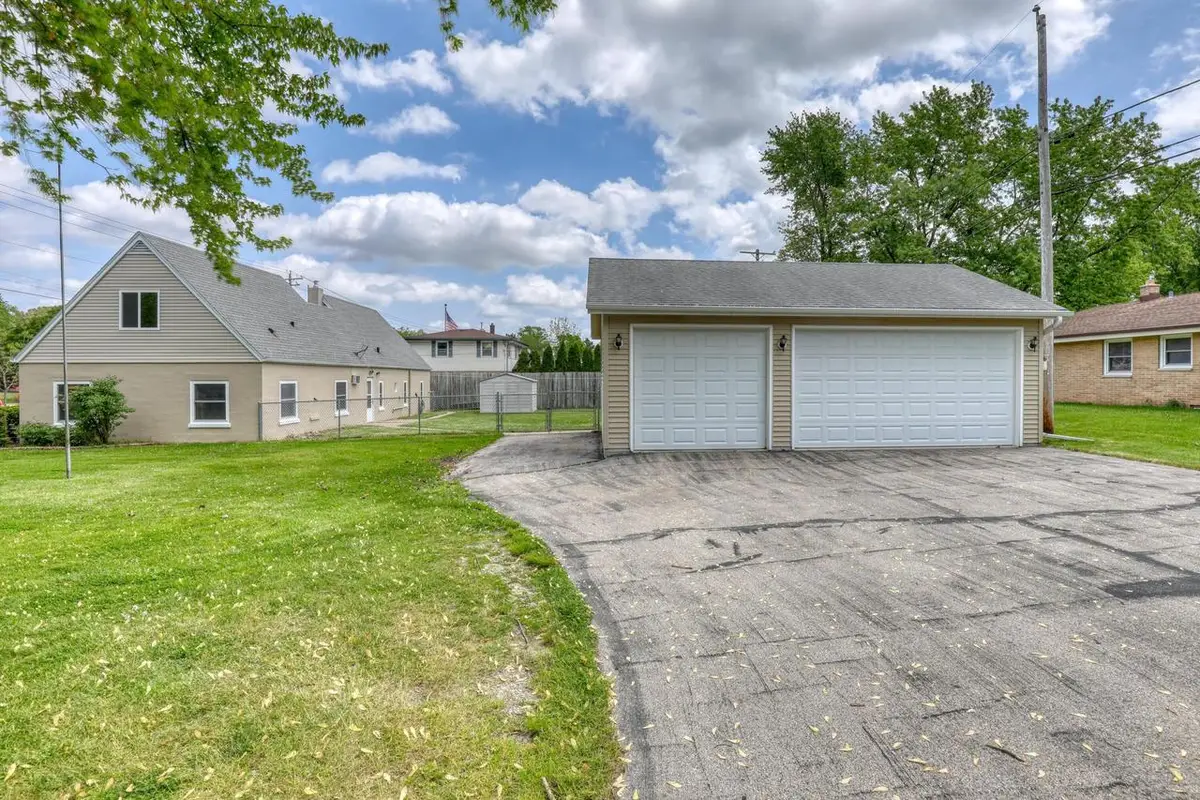 4325 W Grange AVENUE, Greenfield, WI 53220 - #1