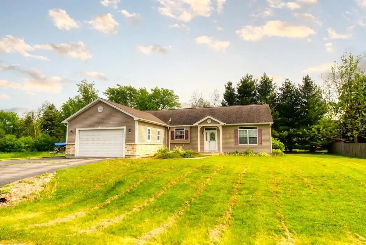 N1525 Overlook CIRCLE, Brookfield, WI 53157 - #1