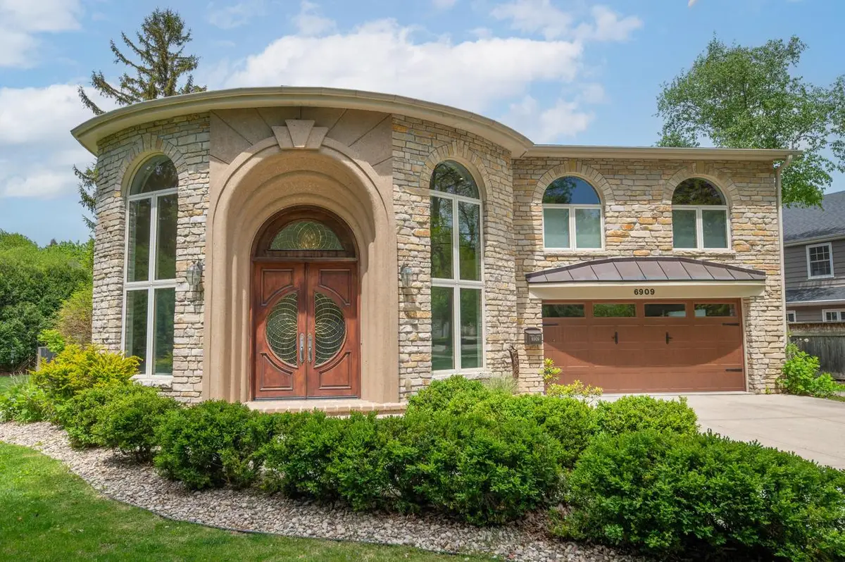 6909 N Belmont LANE, Fox Point, WI 53217 - #1