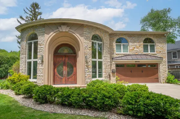 6909 N Belmont LANE, Fox Point, WI 53217