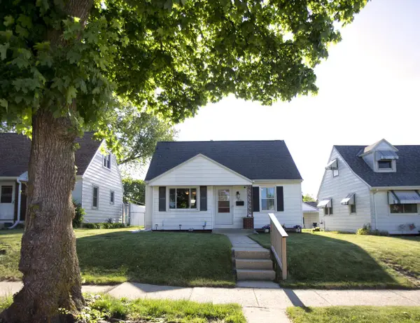2561 S 70th STREET, Milwaukee, WI 53219