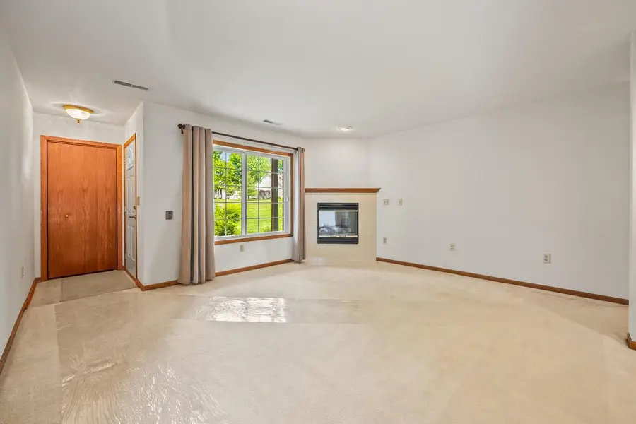 6906 Dale DRIVE #21, Racine, WI 53402 - #3