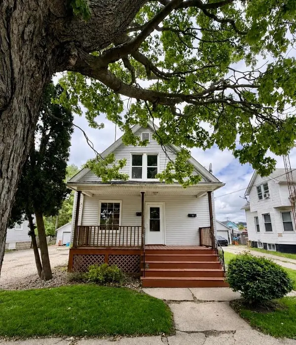 6810 27th AVENUE, Kenosha, WI 53143