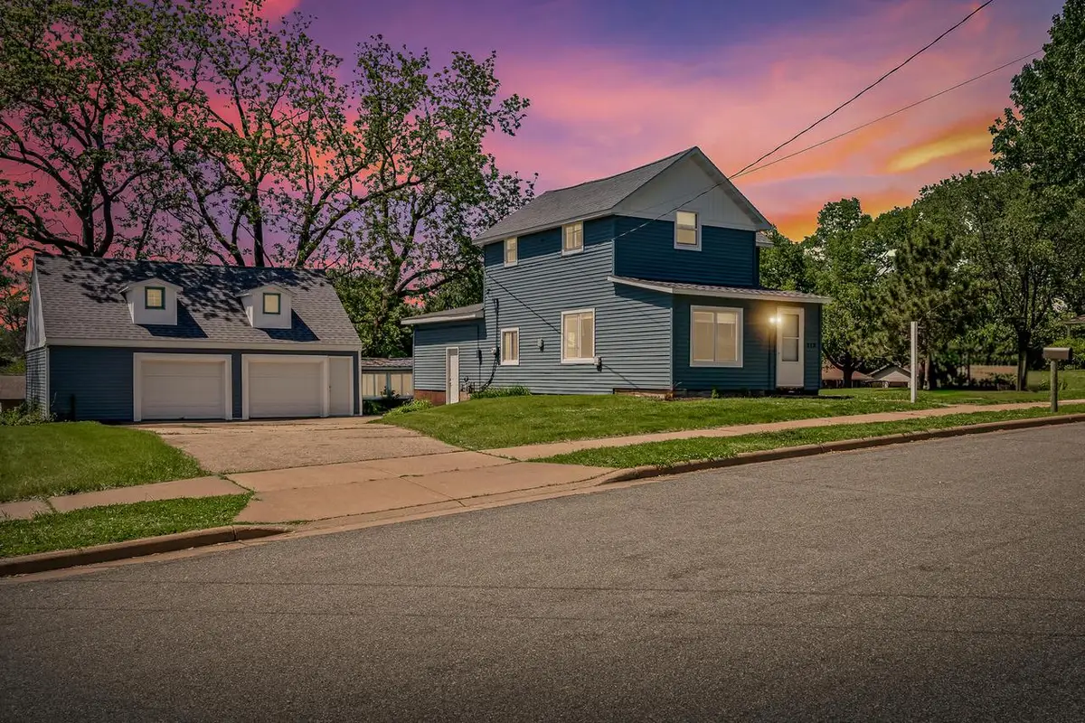 313 8th AVENUE N, Onalaska, WI 54650 - #1