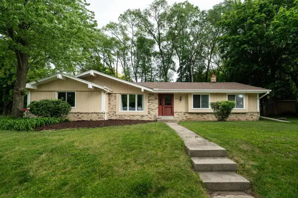 1825 Wolf ROAD, Waukesha, WI 53186